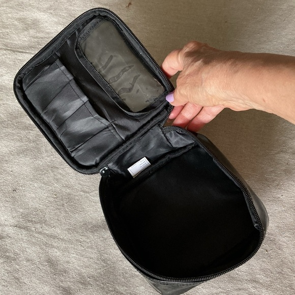 New, rare periphera makeup case - Picture 4 of 6